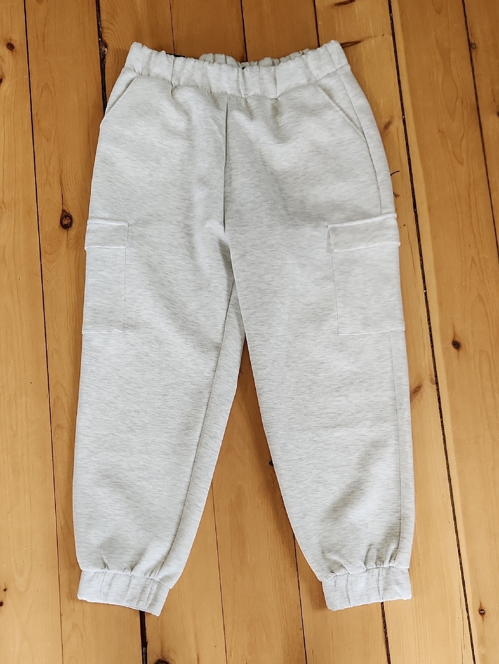 NWT Express Cream Heathered Cargo Joggers